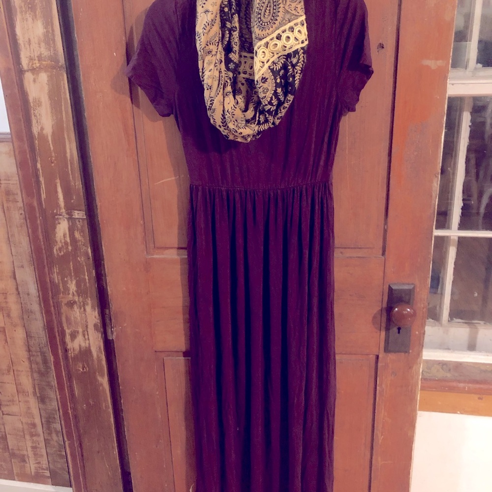 Maxi dress with infinity scarf 💜